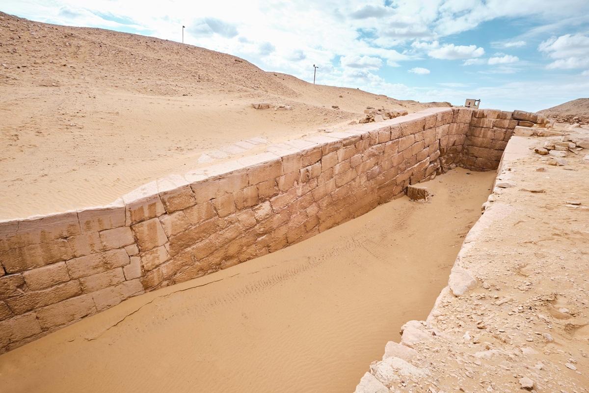 „Aria 51 din Egipt” a uimit experții. De ce ar fi fost ascunsă zona de armată