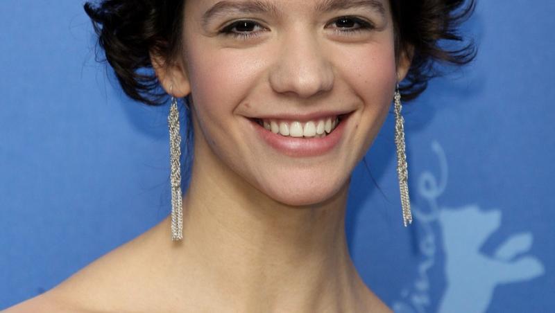 Ce diferență de vârstă este între Ada Condeescu, din Ana, Mi-ai fost scrisă în ADN, și soțul său