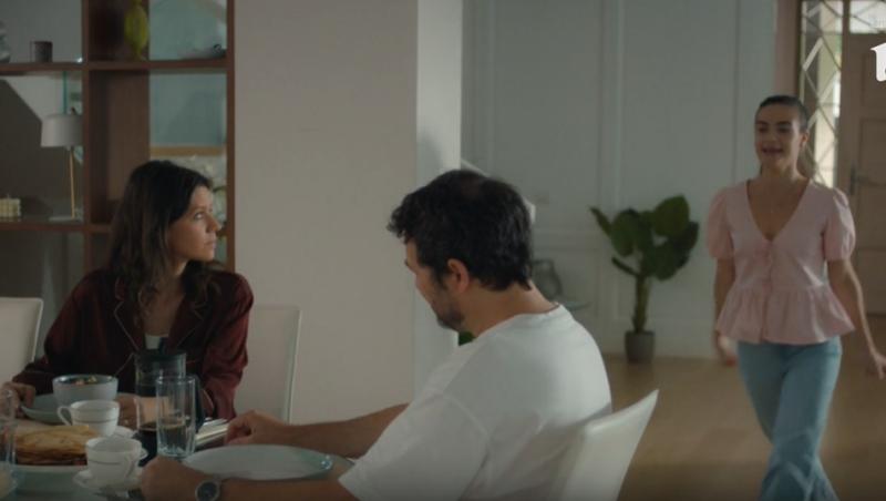 Ce diferență de vârstă este între Ada Condeescu, din Ana, Mi-ai fost scrisă în ADN, și soțul său