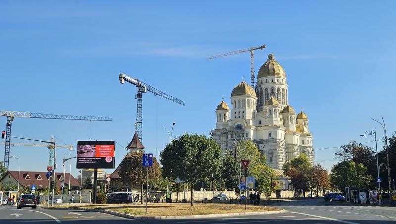 Restricții de circulație în centrul Capitalei pentru ceremonia de sfințire a Catedralei Naționale. Ce se va întâmpla