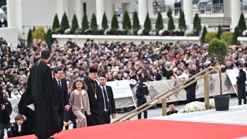Principesa Margareta și Principele Radu, apariții elegante la ceremonia de sfințire a picturii Catedralei Naționale