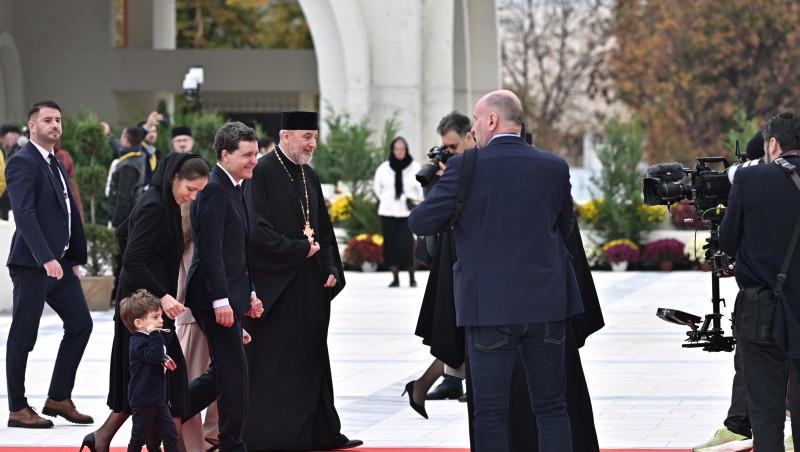 Principesa Margareta și Principele Radu, apariții elegante la ceremonia de sfințire a picturii Catedralei Naționale