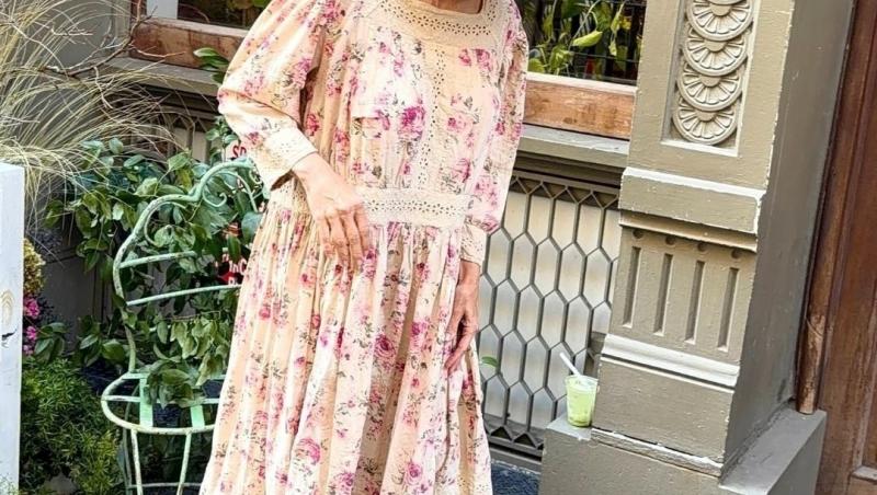 Pamela Anderson, de nerecunoscut pe străzile din New York. Cum a fost surprinsă de paparazzi vedeta din Baywatch