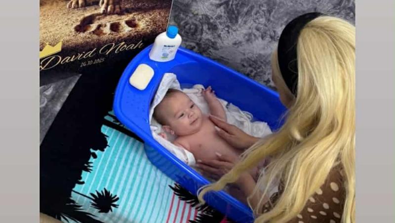 Mireasa, sezon 10. Fiul Ionelei și al lui Robert Aiftincăi a fost botezat. Primele imagini cu chipul micuțului David Noah