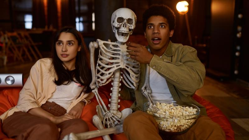 Filme din AntenaPLAY ideale pentru Halloween. La ce să te uiți să te surprindă cu adevărat