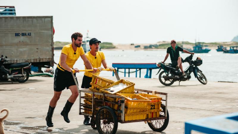 Asia Express sezonul 8, 28 octombrie 2025. Emil și Alejandro s-au luptat împotriva lui Karmen și a Olgăi. Cine a câștigat amuleta