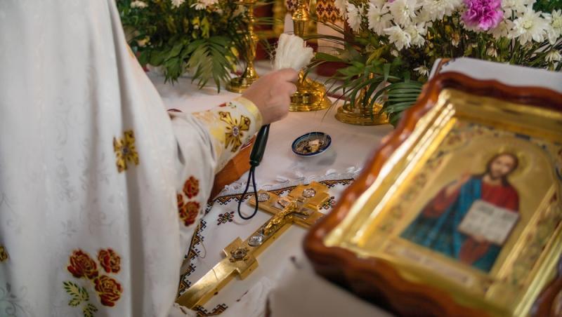 Tradiții și obiceiuri de Moșii de toamnă. Ce nu este bine să împarți în ziua respectivă