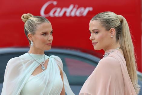 Surorile Spencer, nepoatele prințesei Diana, nouă colecție exclusivă de genți. Ipostaza în care s-au pozat