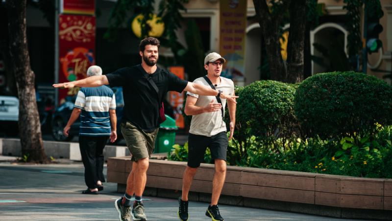 Asia Express sezonul 8, 29 octombrie 2025. Emil Rengle și Alejandro Fernandez au părăsit aventura de pe Drumul Eroilor: „Plecăm..”