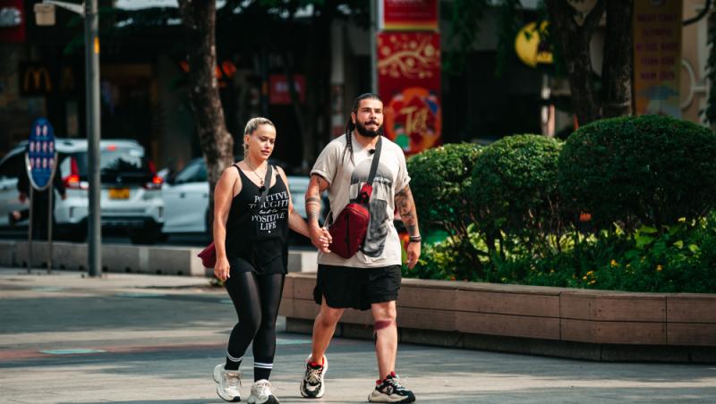 Asia Express sezonul 8, 29 octombrie 2025. Emil Rengle și Alejandro Fernandez au părăsit aventura de pe Drumul Eroilor: „Plecăm..”