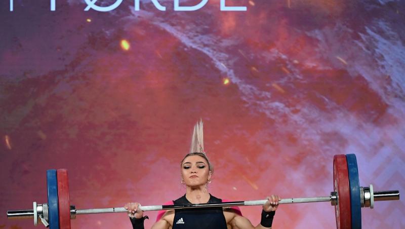 Mihaela Cambei, triplă campioană europeană. Tânăra a ”smuls” aurul în Albania