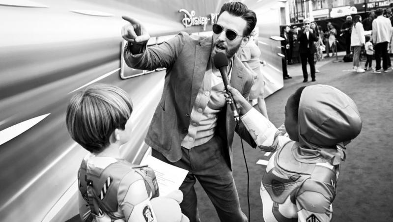 Bebeluș-surpriză în showbiz!Actorul iubit de o lume întreagă și soția sa cu 16 ani mai tânără au devenit părinți pentru prima dată