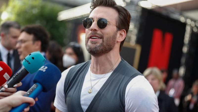 Bebeluș-surpriză în showbiz!Actorul iubit de o lume întreagă și soția sa cu 16 ani mai tânără au devenit părinți pentru prima dată