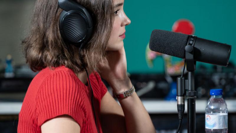 Bebeluș-surpriză în showbiz!Actorul iubit de o lume întreagă și soția sa cu 16 ani mai tânără au devenit părinți pentru prima dată