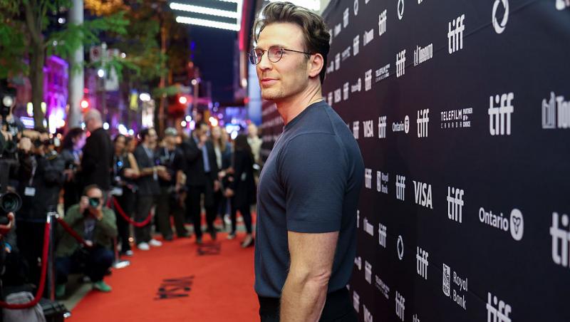 Bebeluș-surpriză în showbiz!Actorul iubit de o lume întreagă și soția sa cu 16 ani mai tânără au devenit părinți pentru prima dată