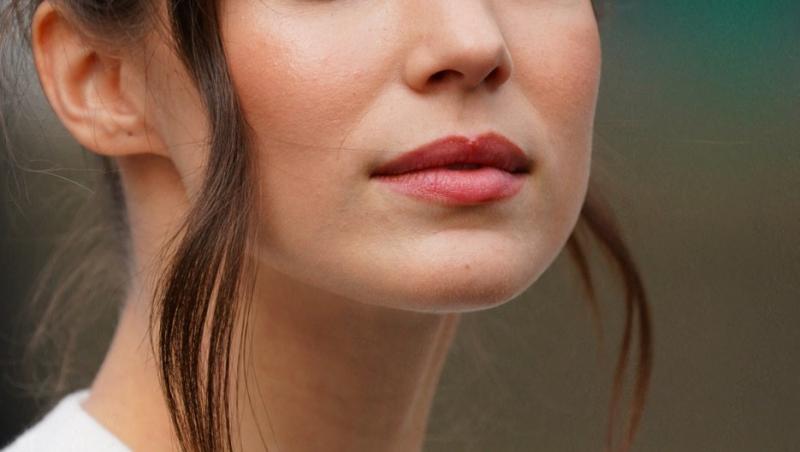 Bebeluș-surpriză în showbiz!Actorul iubit de o lume întreagă și soția sa cu 16 ani mai tânără au devenit părinți pentru prima dată