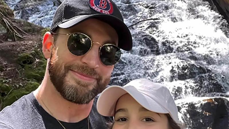 Bebeluș-surpriză în showbiz!Actorul iubit de o lume întreagă și soția sa cu 16 ani mai tânără au devenit părinți pentru prima dată