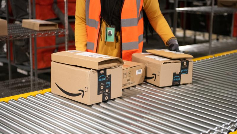 Amazon, pregătită să concedieze 14.000 de oameni pentru Inteligența Artificială. Ce strategie pe termen lung are conducerea