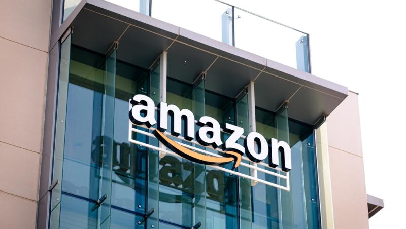 Amazon, pregătită să concedieze 14.000 de oameni pentru Inteligența Artificială. Ce strategie pe termen lung are conducerea