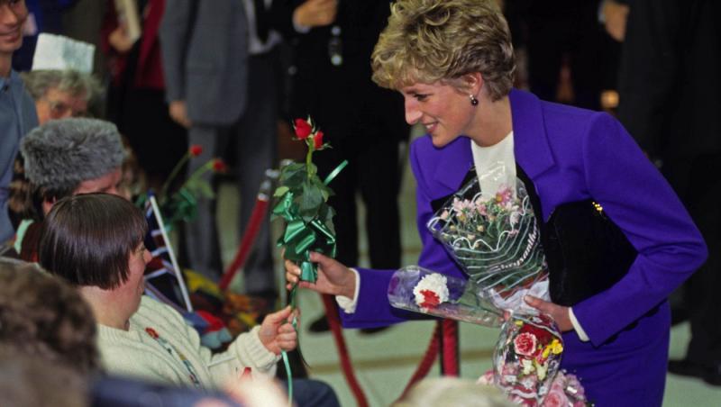 S-a aflat secretul Prințesei Diana. Ce introducea în palat crezând că nu o vede nimeni