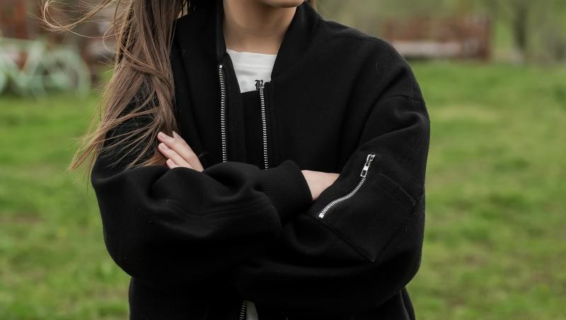 Iubire cu parfum de lavandă, rezumat episoade 10, 11 și 12 din 3 octombrie 2025. Anda își recapătă vederea și îl prinde pe Albert