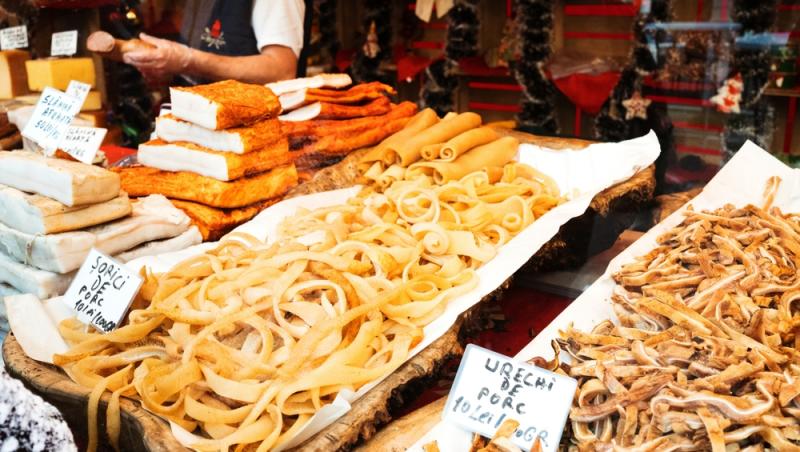 Românii preferă porcul din Danemarca. Cât costă 1 kilogram de cotlet cu două luni înainte de Crăciun