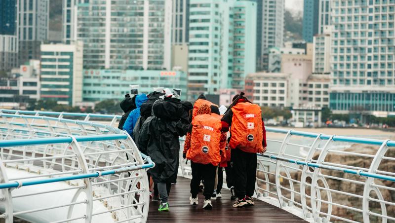 Asia Express sezonul 8, 2 noiembrie 2025. Echipele au ajuns în Coreea de Sud. Biletul de aur, noua miză de pe Drumul Eroilor