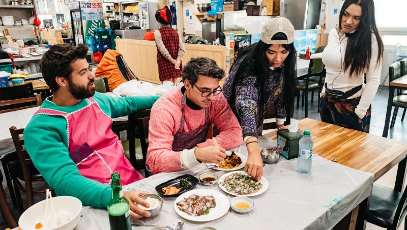 Asia Express sezonul 8, 2 noiembrie 2025. Echipele au fost provocate să mănânce creaturi marine vii. Cum au început penalizările