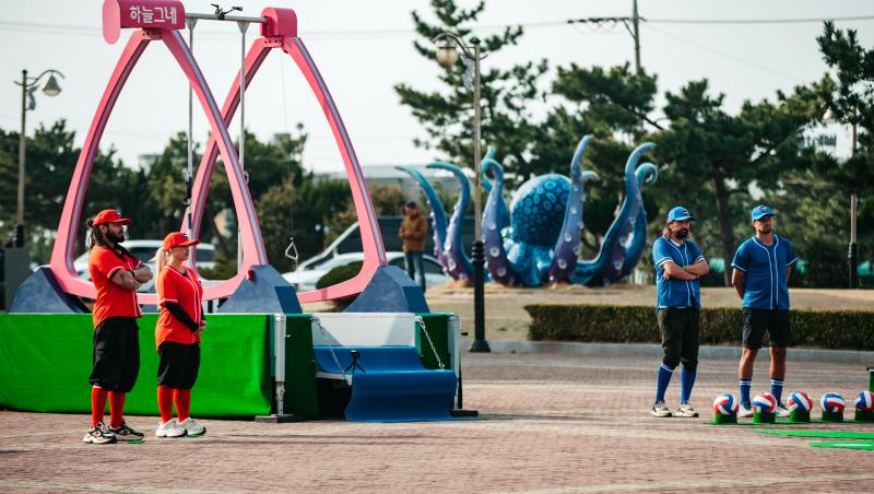 Asia Express sezonul 8, 2 noiembrie 2025. Dan Alexa și Gabi Tamaș au câștigat prima amuletă din Coreea de Sud. Ce s-a întâmplat