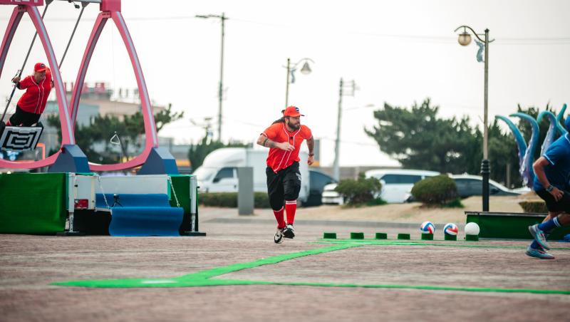 Asia Express sezonul 8, 2 noiembrie 2025. Dan Alexa și Gabi Tamaș au câștigat prima amuletă din Coreea de Sud. Ce s-a întâmplat