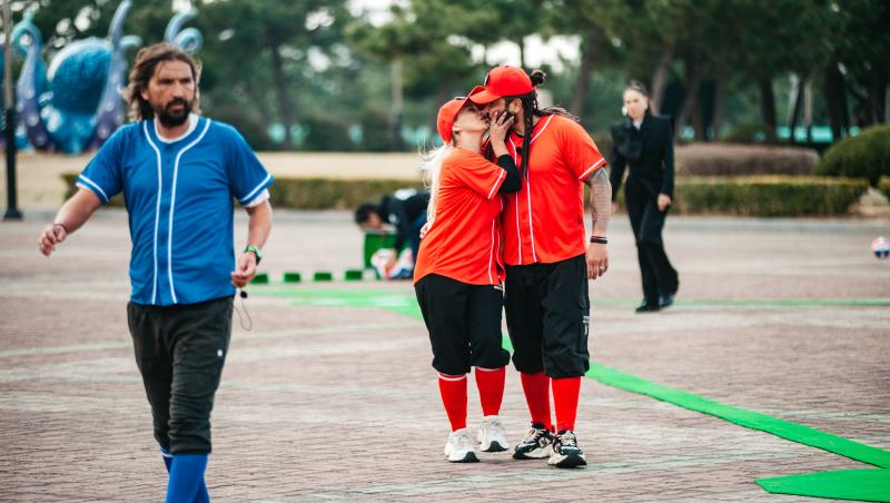 Asia Express sezonul 8, 2 noiembrie 2025. Dan Alexa și Gabi Tamaș au câștigat prima amuletă din Coreea de Sud. Ce s-a întâmplat