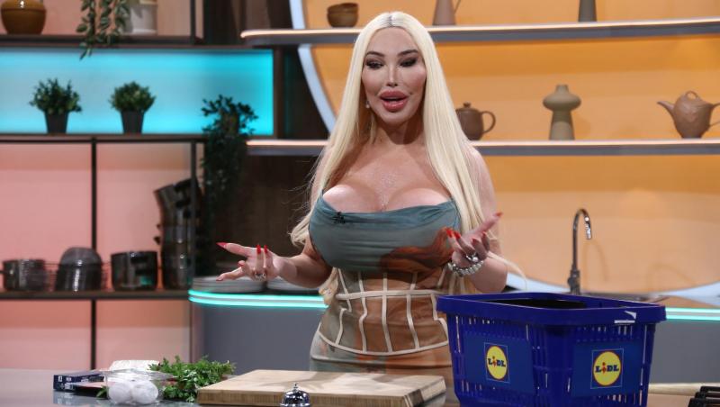 Jessica Alves, de nerecunoscut după ce a apelat a șasea oară la lifting facial. În ce ipostază a fost văzut fostul bărbat Ken