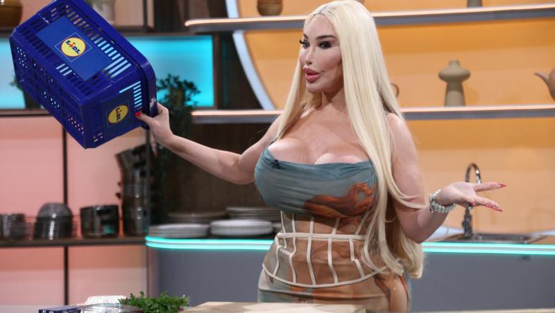 Jessica Alves, de nerecunoscut după ce a apelat a șasea oară la lifting facial. În ce ipostază a fost văzut fostul bărbat Ken