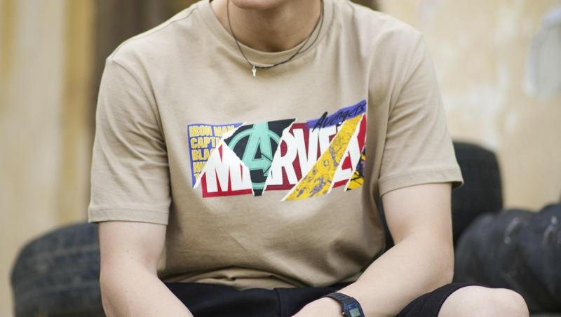 Interviu Eric Aradits. Cât de mult l-a influențat familia în parcursul său profesional.De ce nu ar interpreta rolurile tatălui său