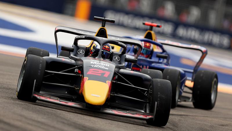 S-au încheiat calificările din Formula 1™ pentru Marele Premiu din Singapore. George Russell în pole position pe Marina Bay