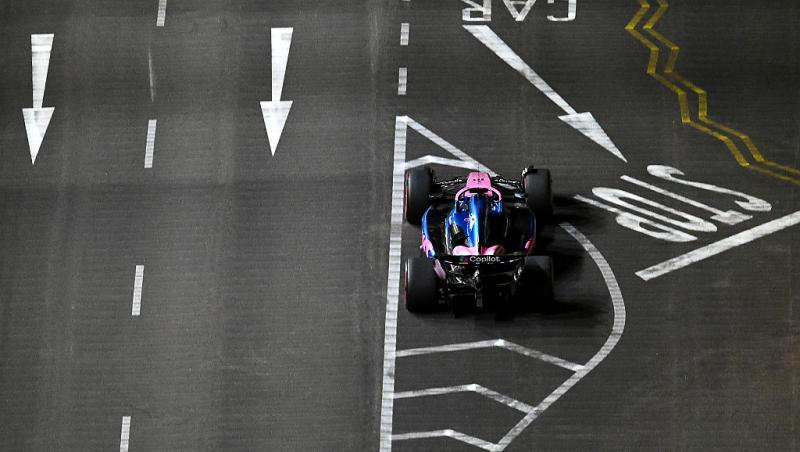 S-au încheiat calificările din Formula 1™ pentru Marele Premiu din Singapore. George Russell în pole position pe Marina Bay