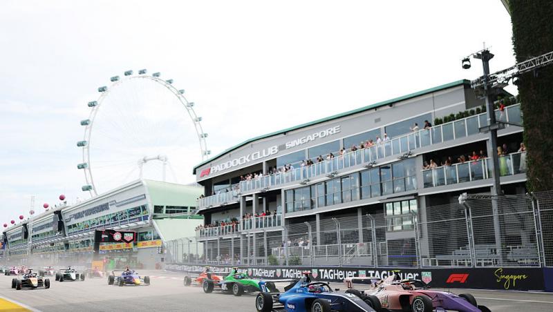 S-au încheiat calificările din Formula 1™ pentru Marele Premiu din Singapore. George Russell în pole position pe Marina Bay