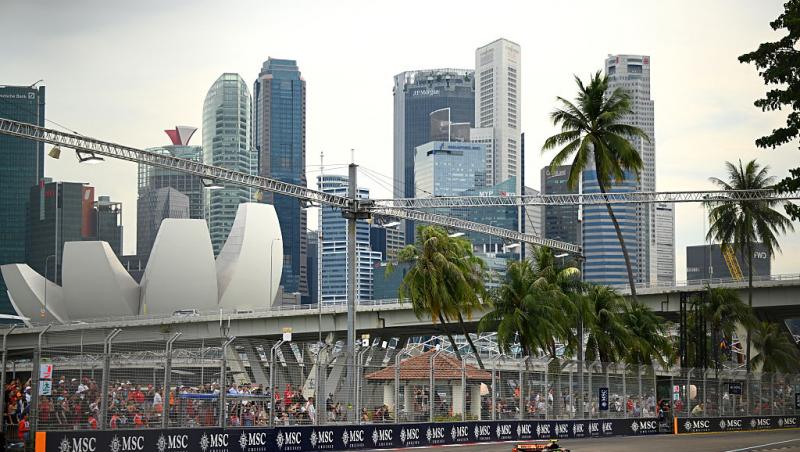 S-au încheiat calificările din Formula 1™ pentru Marele Premiu din Singapore. George Russell în pole position pe Marina Bay
