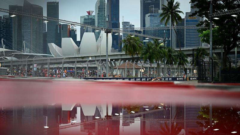 S-au încheiat calificările din Formula 1™ pentru Marele Premiu din Singapore. George Russell în pole position pe Marina Bay