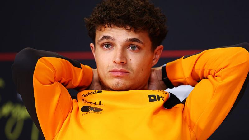 Vezi acum calificările din Formula 1™ pentru Marele Premiu din Singapore. Lupta pentru pole e LIVE în AntenaPLAY și pe Antena3CNN