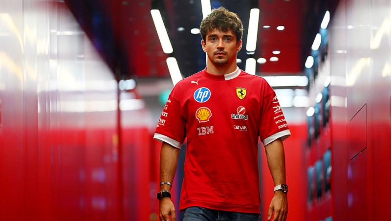 Vezi acum calificările din Formula 1™ pentru Marele Premiu din Singapore. Lupta pentru pole e LIVE în AntenaPLAY și pe Antena3CNN