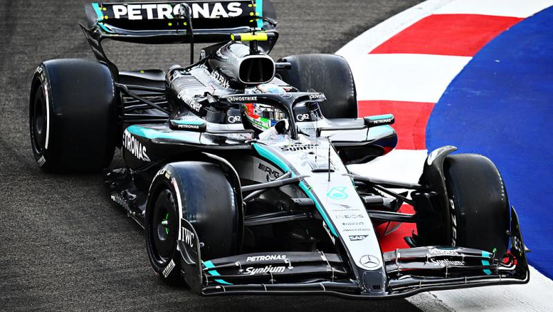 Vezi acum calificările din Formula 1™ pentru Marele Premiu din Singapore. Lupta pentru pole e LIVE în AntenaPLAY și pe Antena3CNN