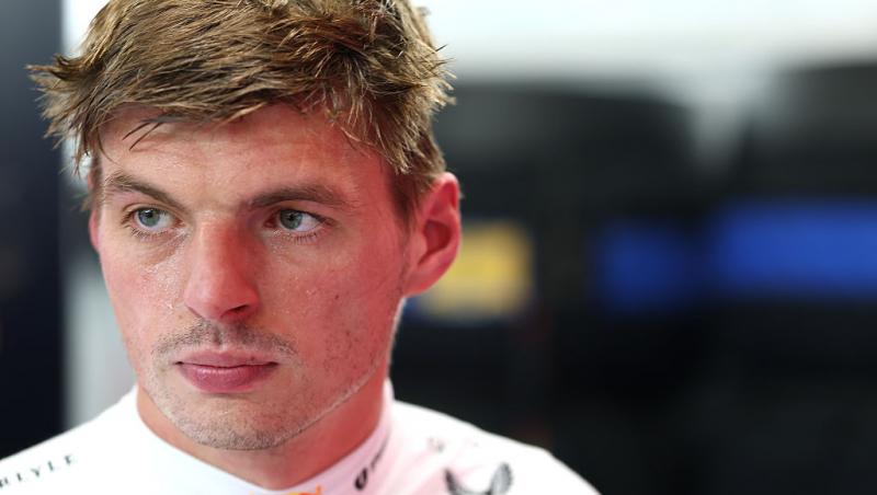 Vezi acum calificările din Formula 1™ pentru Marele Premiu din Singapore. Lupta pentru pole e LIVE în AntenaPLAY și pe Antena3CNN