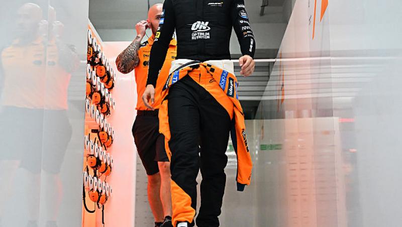 Vezi acum cursa din Formula 1™ pentru Marele Premiu din Singapore. Spectacolul de pe Marina Bay e LIVE pe Antena1 și în AntenaPLAY