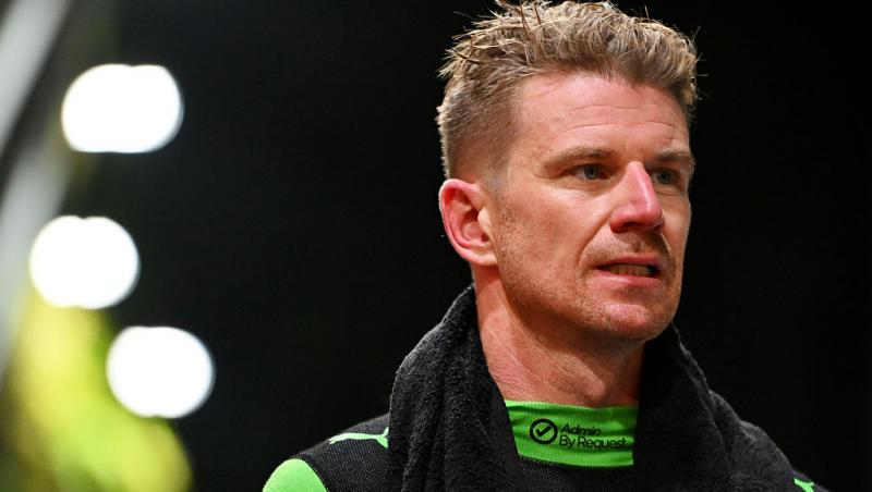 Vezi acum cursa din Formula 1™ pentru Marele Premiu din Singapore. Spectacolul de pe Marina Bay e LIVE pe Antena1 și în AntenaPLAY