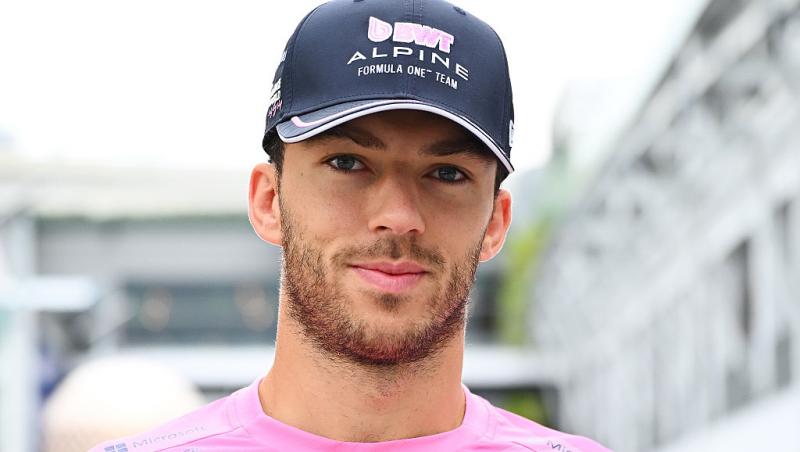 Vezi acum cursa din Formula 1™ pentru Marele Premiu din Singapore. Spectacolul de pe Marina Bay e LIVE pe Antena1 și în AntenaPLAY