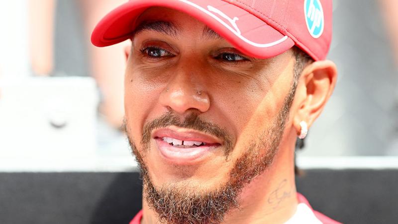 Vezi acum cursa din Formula 1™ pentru Marele Premiu din Singapore. Spectacolul de pe Marina Bay e LIVE pe Antena1 și în AntenaPLAY