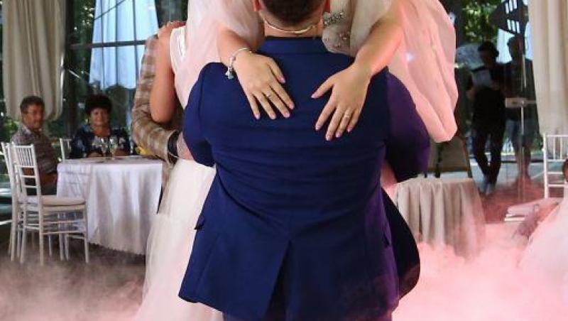 Mireasa, sezon 3. Cosmina și Alin s-au căsătorit religios, la 3 ani de la cununia civilă. Cum au arătat mirii. Imagini de la nuntă