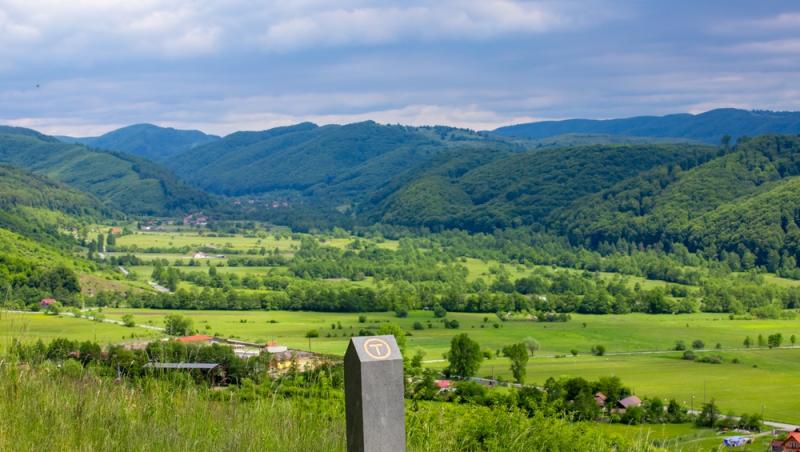 Un tânăr cu deficiențe de vedere se luptă pentru o țară mai accesibilă. Cum a putut străbate Via Transilvanica: „Inconștiență”