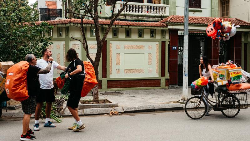 Asia Express sezonul 8, 6 octombrie 2025. Cum au pierdut Dan Alexa și Alina Pușcău plicul de la Irina Fodor. Ce a urmat în cursă